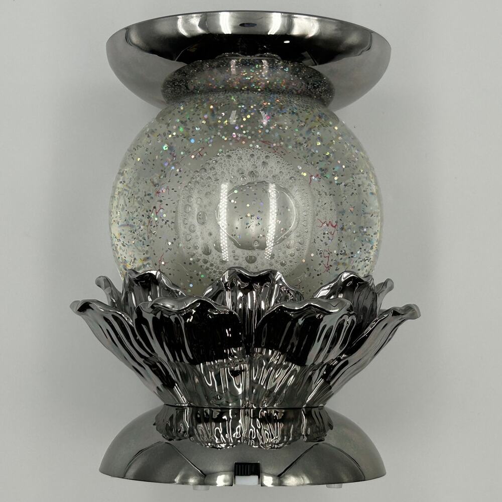 Bath & Body Works 2022 Halloween Eyeball Waterglobe Pedestal Candle Holder - Picture 2 of 5